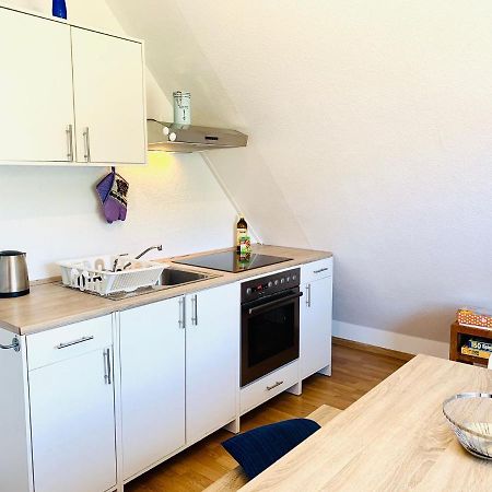 Ferienwohnung Liesel - Kuche, Bad, Wlan, 3 Schlafzimmer, Parkplatz 玛特丁恩 外观 照片