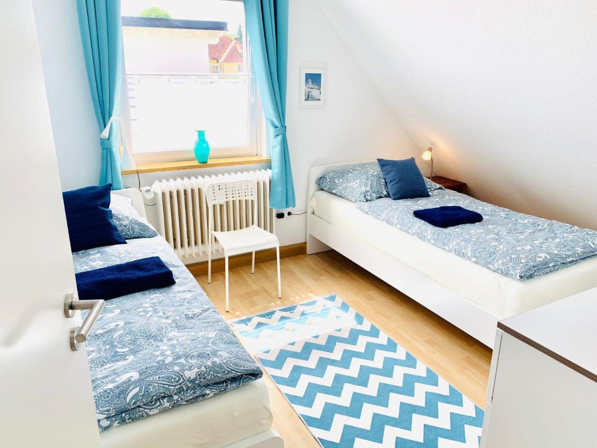 Ferienwohnung Liesel - Kuche, Bad, Wlan, 3 Schlafzimmer, Parkplatz 玛特丁恩 外观 照片